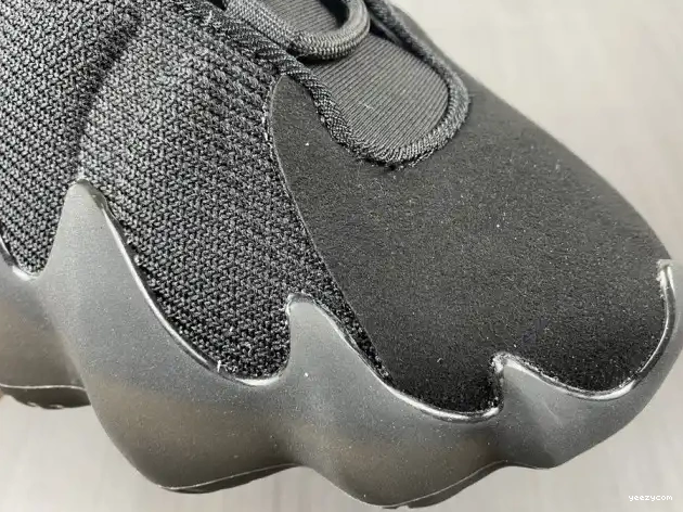 YEEZY 400 ADIDAS H68032 0515